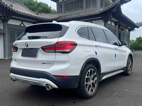 2022 BMW X1 Long 20Li sDrive II (F48) Рестайлинг, белый, 2045000 рублей, вид 4