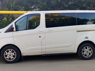 2013 Ford Tourneo Custom LWB I, белый, 2200000 рублей, вид 4