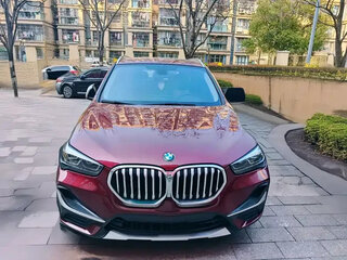 2022 BMW X1 Long 20Li sDrive II (F48) Рестайлинг, красный, 2035290 рублей, вид 2