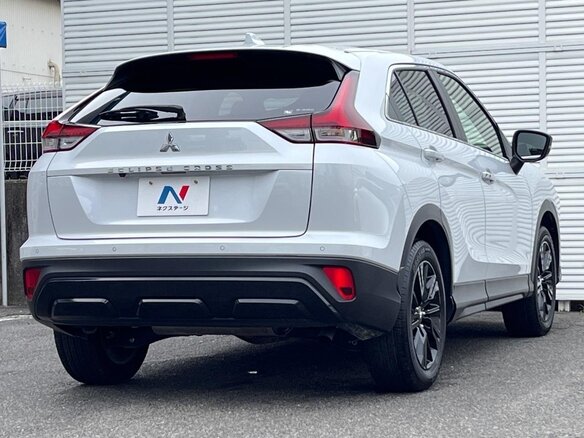 2023 Mitsubishi Eclipse Cross I Рестайлинг, белый, 2250000 рублей - вид 4