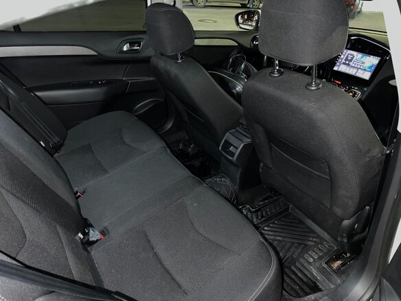 2014 Citroen C4 II, белый, 650000 рублей - вид 13