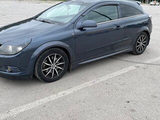 2007 Opel Astra GTC H Рестайлинг, серый, 600000 рублей, вид 4