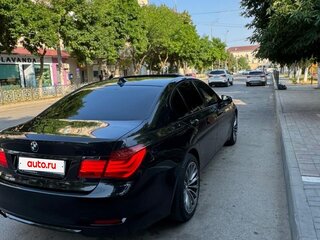 2010 BMW 7 серии 730d V (F01/F02/F04), чёрный, 1900000 рублей, вид 3