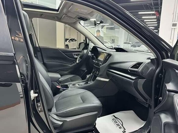 2022 Subaru Forester V Рестайлинг, чёрный, 2615000 рублей - вид 8
