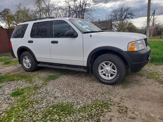 2002 Ford Explorer III, белый, 850000 рублей, вид 2