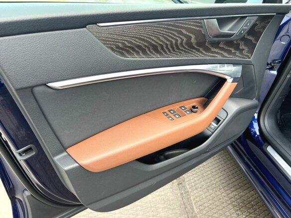 2019 Audi A7 55 TFSI II (4K), синий, 5190000 рублей - вид 20