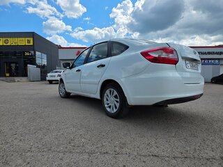 2015 Lada (ВАЗ) Granta I, белый, 295000 рублей, вид 4