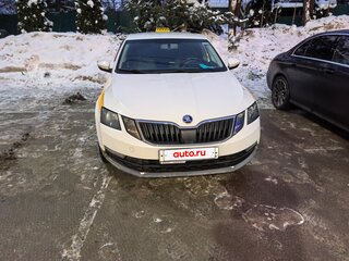 2019 Skoda Octavia III (A7) Рестайлинг, белый, 910000 рублей, вид 1