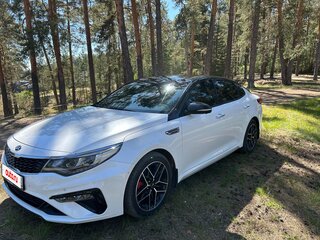 2018 Kia Optima IV Рестайлинг, белый, 2199000 рублей, вид 1
