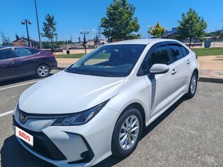 2019 Toyota Corolla XII (E210), белый, 1600000 рублей, вид 3
