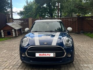 2017 Mini Hatch Cooper III (F55/F56), синий, 1850000 рублей, вид 3