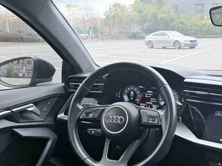 2023 Audi A3 35 TFSI IV (8Y), серебристый, 1980000 рублей, вид 5