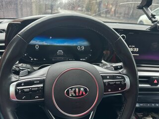 2020 Kia K5 III, белый, 2600000 рублей, вид 5