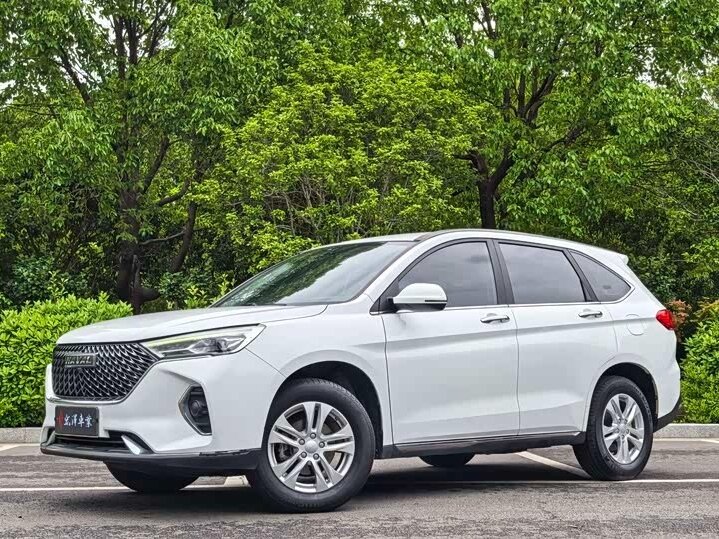 Открыть фотографии: Haval M6 II