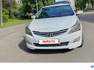 2014 Hyundai Solaris I Рестайлинг, белый, 650000 рублей, вид 1