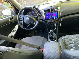 2013 Hyundai Solaris I, чёрный, 500000 рублей, вид 5