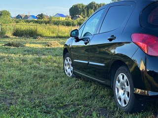 2012 Peugeot 308 I Рестайлинг, чёрный, 425000 рублей, вид 1
