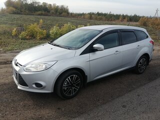 2013 Ford Focus III, серебристый, 650000 рублей, вид 1