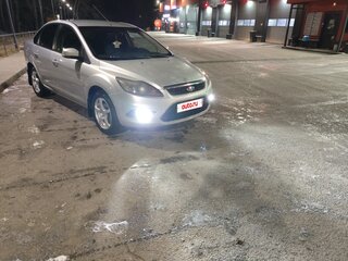 2008 Ford Focus II Рестайлинг, серебристый, 500000 рублей, вид 5