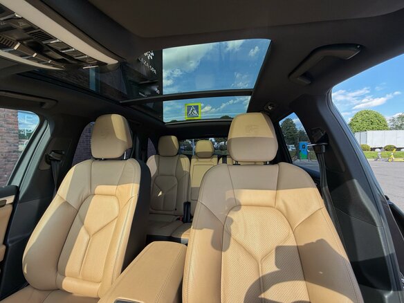 2014 Porsche Cayenne Diesel II Рестайлинг (958), коричневый, 4000000 рублей - вид 10