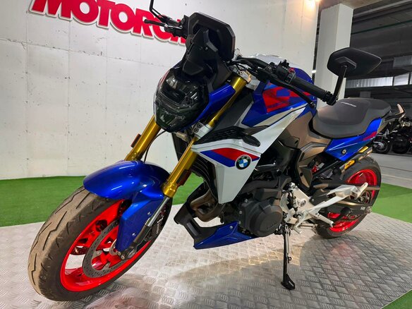 2024 BMW F 900 R, синий, 1150000 рублей - вид 9