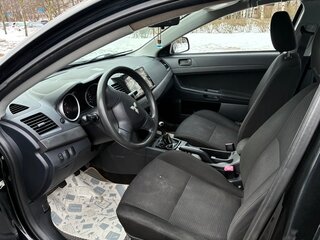 2011 Mitsubishi Lancer X Рестайлинг, чёрный, 600000 рублей, вид 3