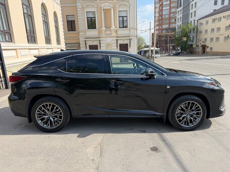 2022 Lexus RX 300 IV Рестайлинг, чёрный, 5350000 рублей, вид 2