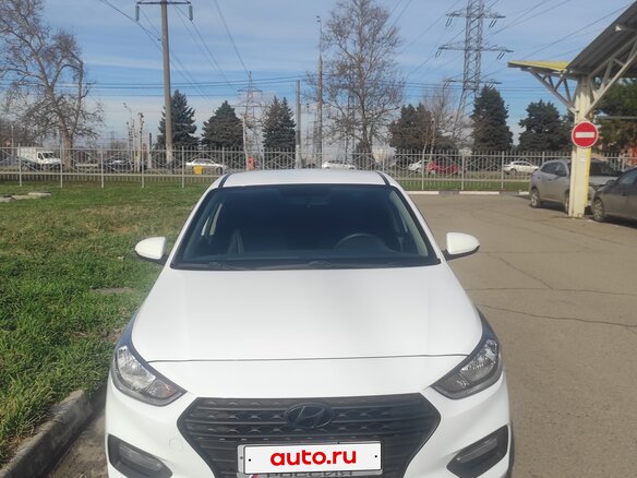 2019 Hyundai Solaris II, белый, 1550000 рублей - вид 1