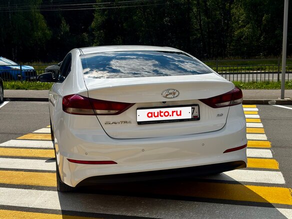 2016 Hyundai Elantra VI (AD), белый - вид 10