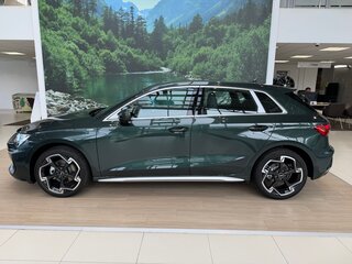2026 Audi A3L 35 TFSI IV (8Y) Рестайлинг, зелёный, 4150000 рублей, вид 3