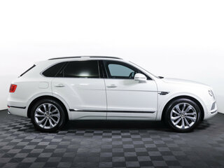 2019 Bentley Bentayga I, белый, 9256500 рублей, вид 4