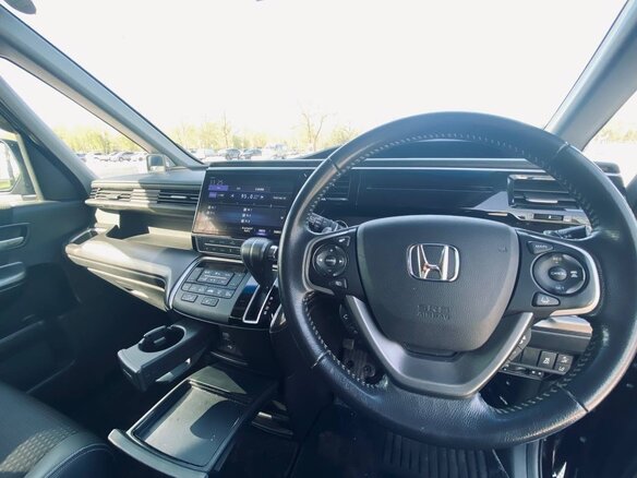 2017 Honda Stepwgn Spada V Рестайлинг, чёрный, 2390000 рублей - вид 22