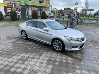 2013 Honda Accord IX, серебристый, 1399999 рублей, вид 3