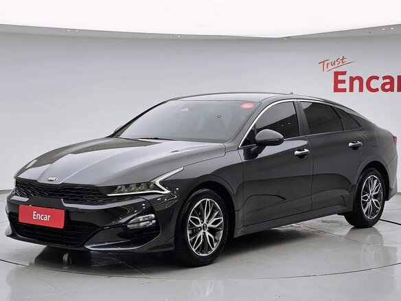2021 Kia K5 III, чёрный
