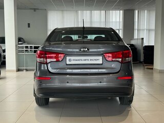 2015 Kia Rio III Рестайлинг, серый, 1075000 рублей, вид 5