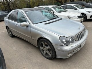2004 Mercedes-Benz C-Класс 240 II (W203) Рестайлинг, серый, 920000 рублей, вид 4