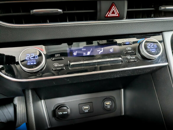2020 Hyundai Sonata VIII (DN8), белый, 1875000 рублей - вид 24