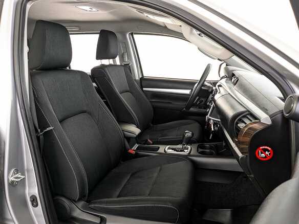 2022 Toyota Hilux VIII Рестайлинг 2, серебристый - вид 23