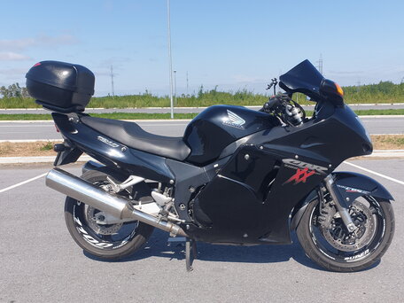 1997 Honda CBR 1100 XX, чёрный, 350000 рублей, вид 4