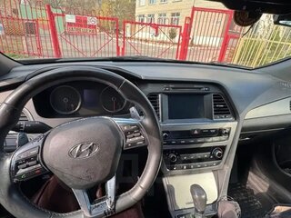 2017 Hyundai Sonata VII (LF) Рестайлинг, чёрный, 2400000 рублей, вид 5