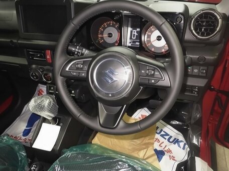 2025 Suzuki Jimny IV, пурпурный, 2250000 рублей, вид 5