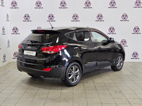 2013 Hyundai ix35 I, чёрный, 916000 рублей - вид 4