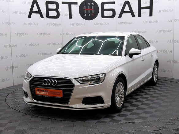2018 Audi A3 III (8V) Рестайлинг, белый