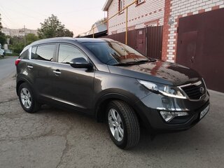 2013 Kia Sportage III, серебристый, 1200000 рублей, вид 2