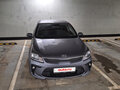 2019 Kia Rio IV, серый, 1420000 рублей - вид 1