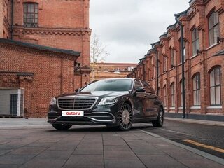 2017 Mercedes-Benz Maybach S-Класс 560 I (X222) Рестайлинг, чёрный, 5600000 рублей, вид 3