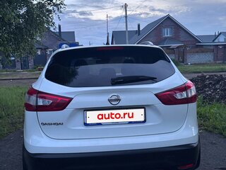 2014 Nissan Qashqai II, белый, 1200000 рублей, вид 2