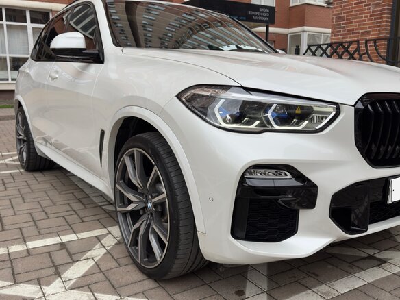 2020 BMW X5 40i IV (G05/G18), белый, 6800000 рублей - вид 12
