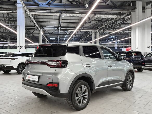 2024 Kaiyi X3, серый - вид 3