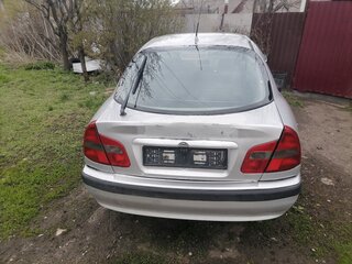 1999 Mitsubishi Carisma I Рестайлинг, серебристый, 150000 рублей, вид 3
